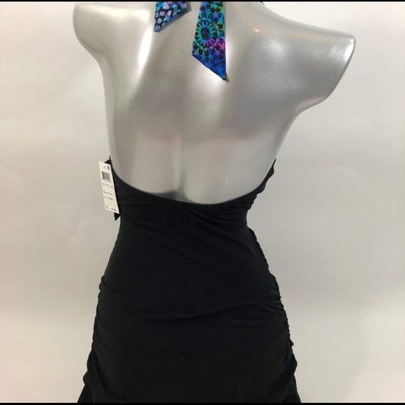 Gorgeous swimsuit (black, blue, and green) - Picture 5 of 7